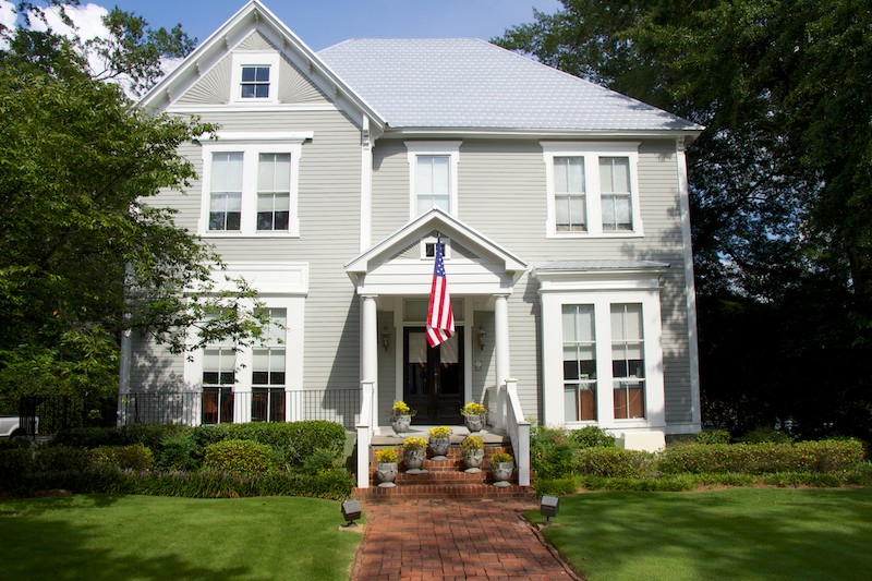 Exterior of Georgia Center for Sight's Athens location